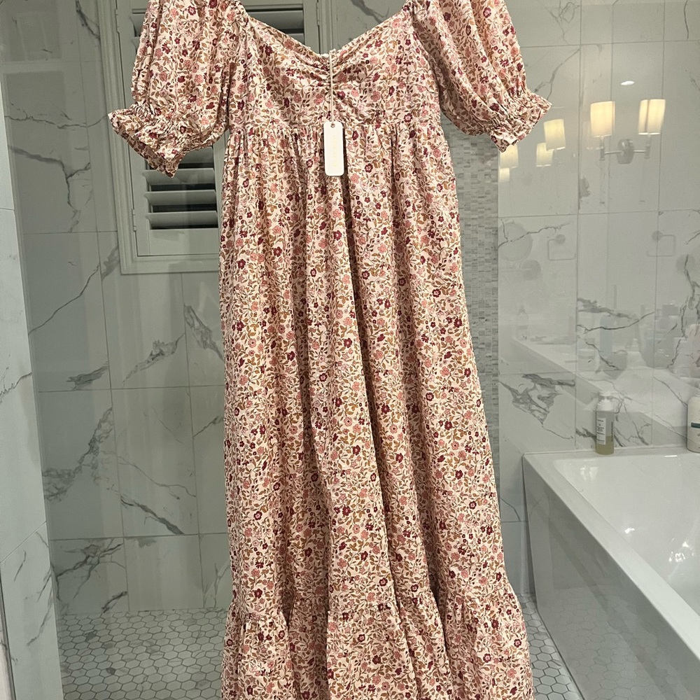 Elegant Floral Puff Sleeve Maxi Dress